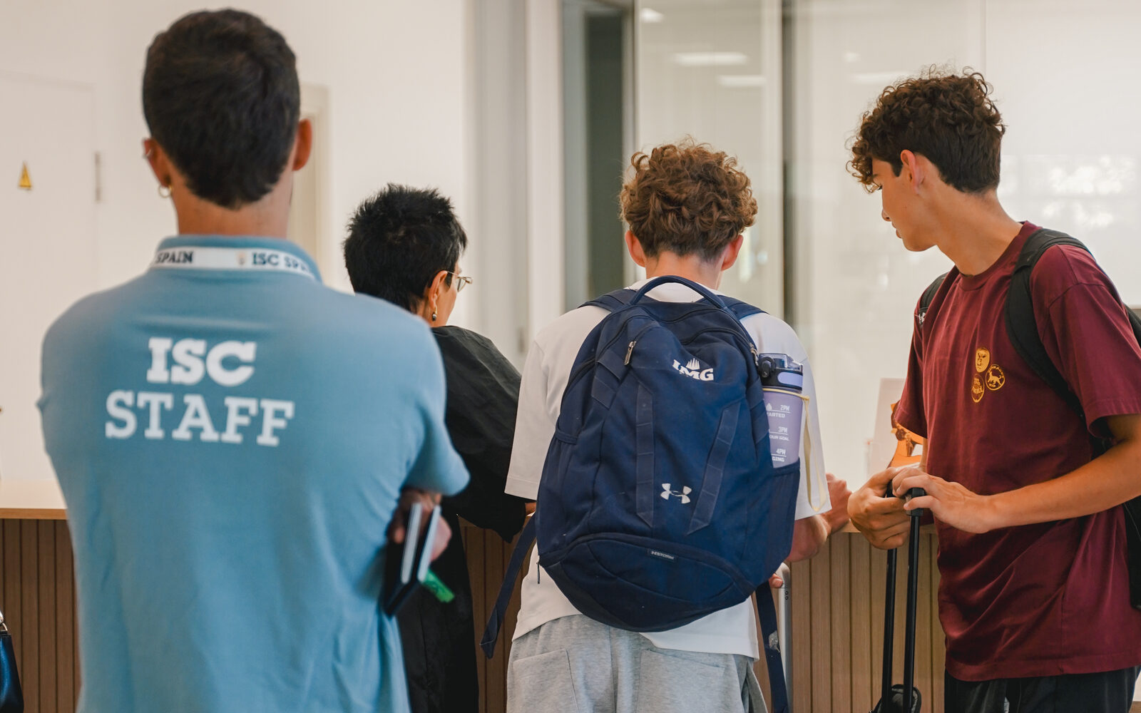 Equipo de ISC Spain acompañando a estudiantes